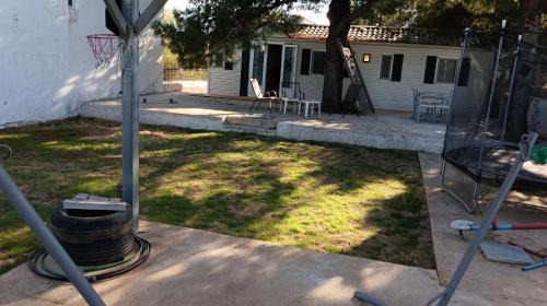 Spata-Artemida House | Family mobile home solar powered near the sea and the airport to share