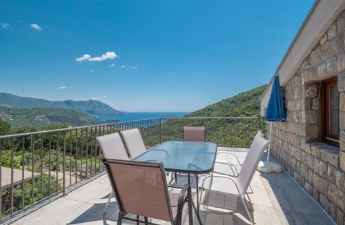 Podostrog Apartment | Family Retreat Bozovic
