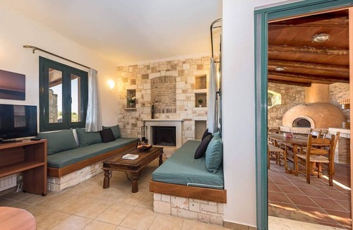 Agia Villa | Family Villa on a quiet hill slope with swimming pool and amazing tree house.