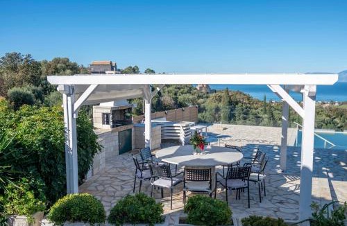 Petaleia Villa | Family Villa Portes with panoramic view!