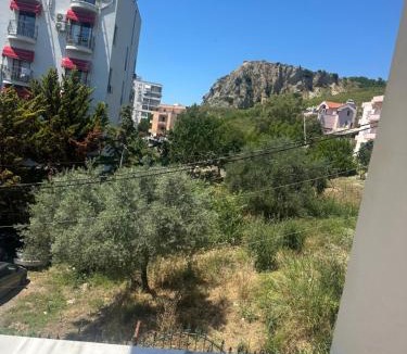 Shkembi i Kavajes Apartment | Family Villa with view