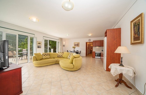 Agia Efimia House | Faos Luxury Apartments