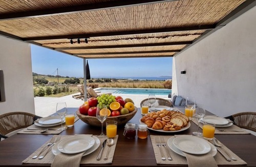 Aliki Villa | Faragas Hill Oasis Villa