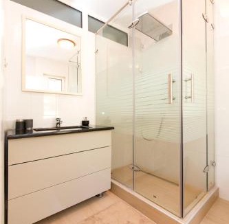Risan Apartment | Fashion Beach Apartments