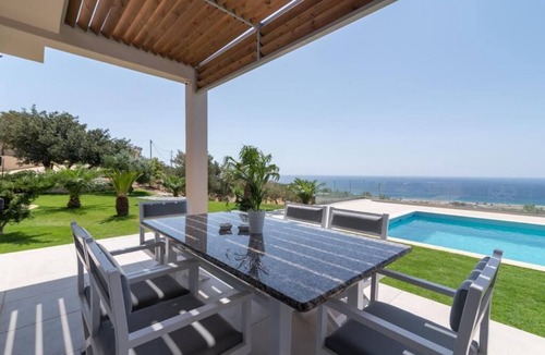 Koutsounari Villa | Feel-good villa in a fantastic location with pool and sea views