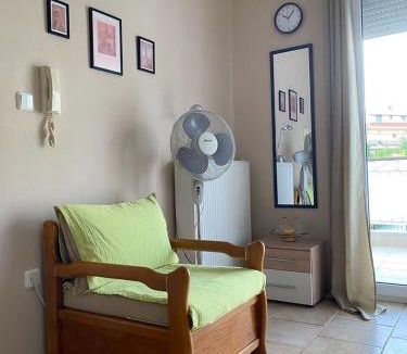 Maniakoi Apartment | Feels like home