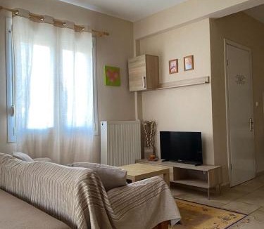 Maniakoi Apartment | Feels like home