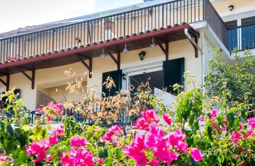 Gaios Apartment | Fenia's Studio - Charming Getaway in Gaios, Paxos