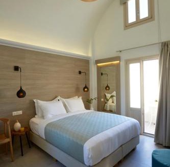 Oia Hotel | Fileria Suites