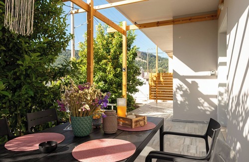 Pastida Apartment | Filerimos Nest - Private Countyard