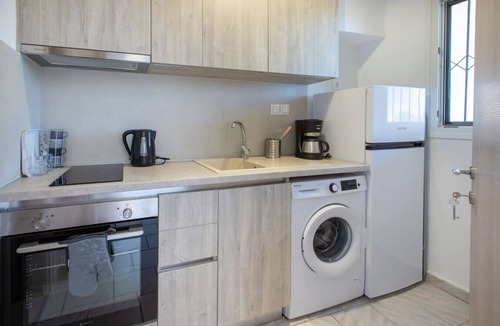 Nea Fokaia Apartment | Filia Apartment Afroditi by RentalsPro