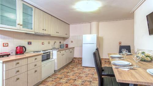 Acharnes Apartment | Filippos Acharnes