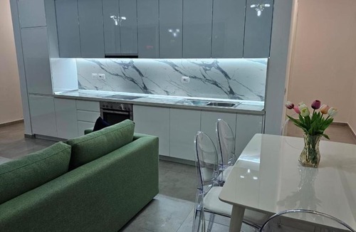 Qerek Apartment | First floor apartment with garden near the beach