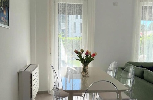 Qerek Apartment | First floor apartment with garden near the beach