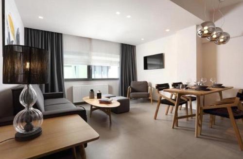 Plaka Apartment | Fivos Luxury Suite