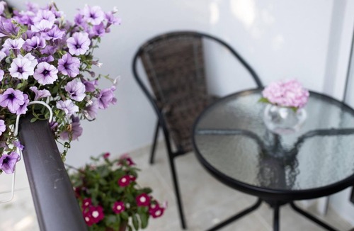 Velji Vinogradi Apartment | Flat w Balcony 3 min to Beach Near Budva Old Town