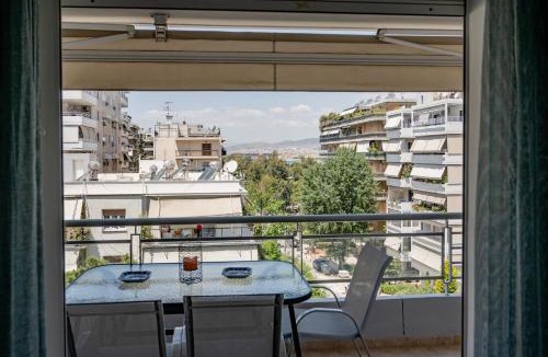 Palaio Faliro Apartment | Flat w. Parking next to Flisvos Marina & SNFCC