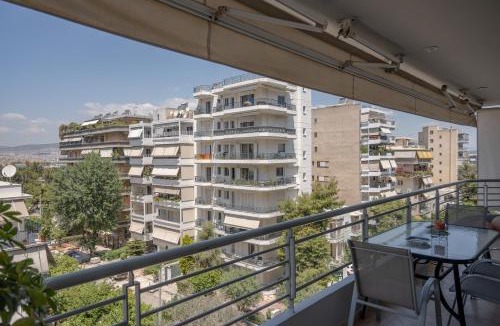 Palaio Faliro Apartment | Flat w. Parking next to Flisvos Marina & SNFCC