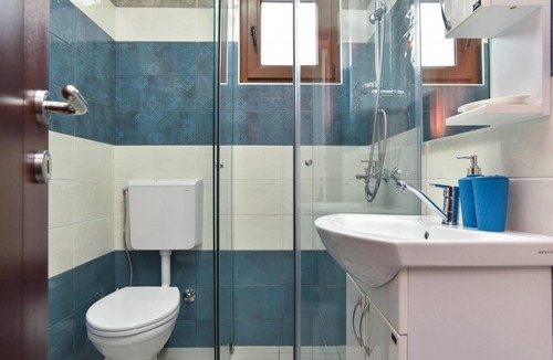 Bar Apartment | Flat with Terrace 4 min to Beach in Bar