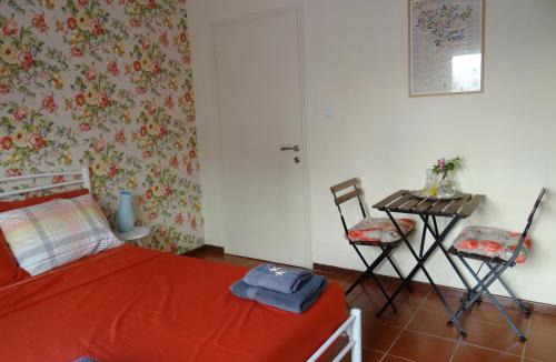 Kavala Apartment | Floral Tribute Studio