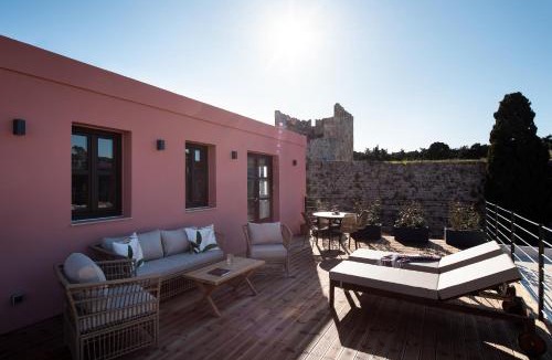 Rhodes Old Town Apartment | Fluvian Terrace