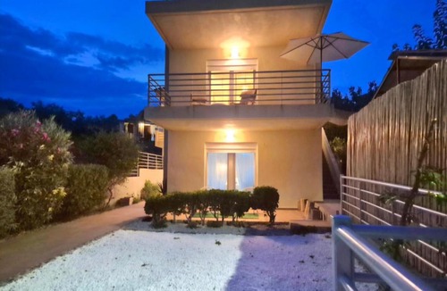 Gialtra House | Fotines Katikies