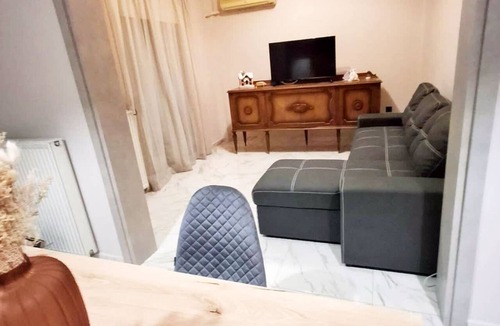 Nea Ionia Apartment | Fotis Urban Athens Beauty