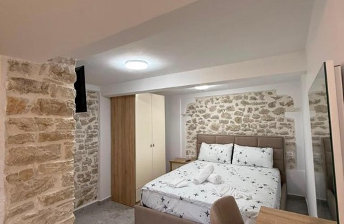 Qeparoi i Siperm Apartment | Foto Apartments