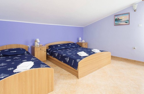 Prcanj Apartment | Four bedroom attic apartment with terrace and sea view