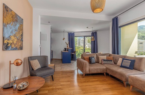 Becici Apartment | *Free Spa* Stylish Dream Getaway! 270° SeaView 1BR
