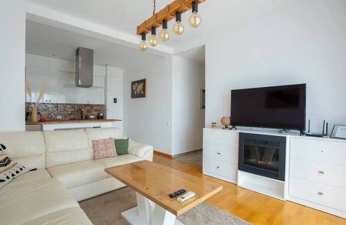 Becici House | *FreeSpa* Gorgeous Dream Getaway! SeaView 1BR +gym