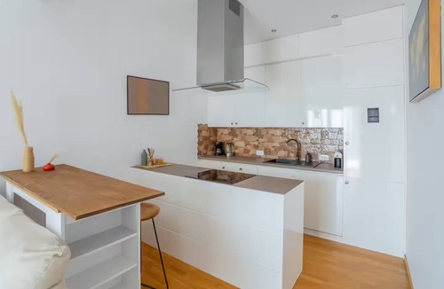 Becici House | *FreeSpa* Gorgeous Dream Getaway! SeaView 1BR +gym
