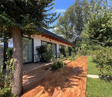Velipoje Hotel | Frenki'S Appartments