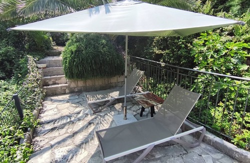 Prcanj House | Front line Cathedral house in the Bay of Kotor!