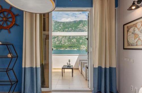 Prcanj Apartment | Full Sea View Penthouse with Panoramic terrace