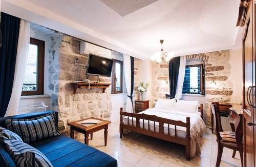 Prcanj Hotel | Galathea Hotel