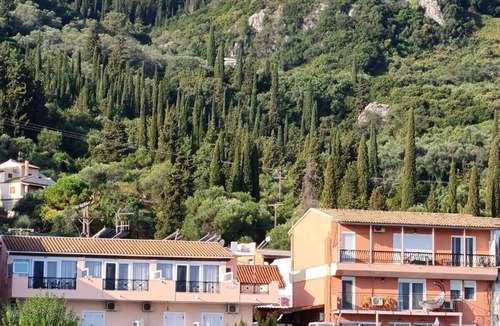 Benitses Apartment | Galini Sea Apartment 1 at the Beach with Wi-Fi, A/C & Garden