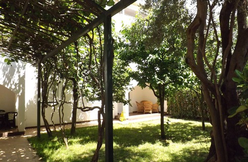 Lazi House | GARDEN APARTMENT with 3 bedrooms