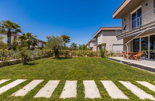 Ishem Villa | Garden Breeze Stay Villa 1 - Gala Residence by PikHost
