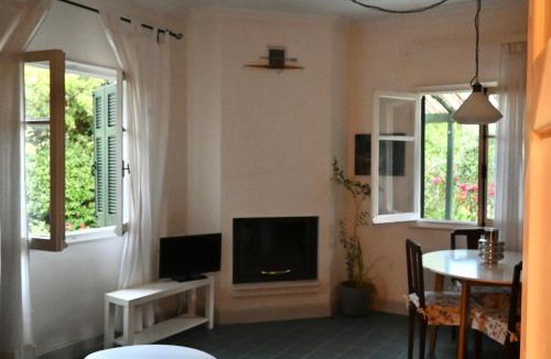 Kanoni House | Garden House in Corfu