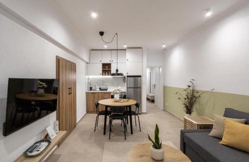 Drama Apartment | Garden House Retreat-Suite