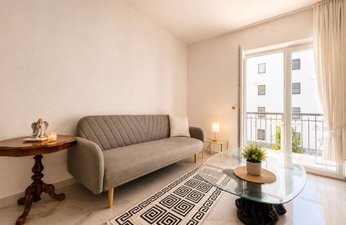 Podmaine Apartment | Garden Retreat 4-Bedroom Budva