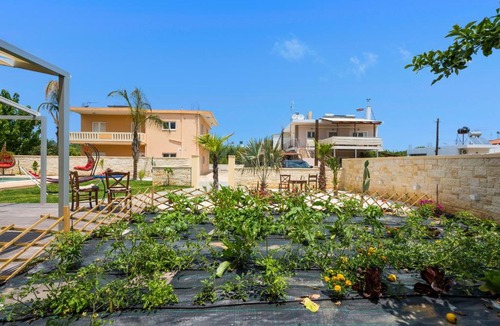 Nerokouros Villa | Garden Villa Chania