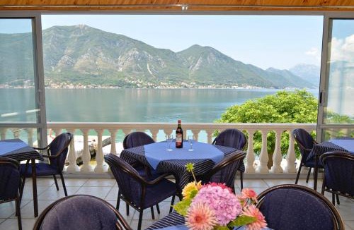 Dobrota Hotel | Garni hotel Pana-Eustahije 253