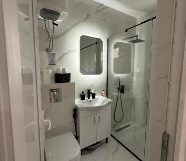 Maini Apartment | Garsonjera u centru Budve