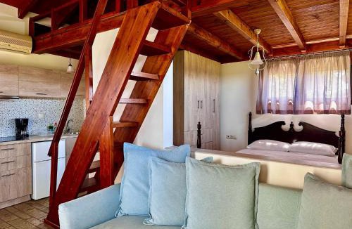 Pyrgos Apartment | Genari Beach Apartments Garden View House with Partial Sea View