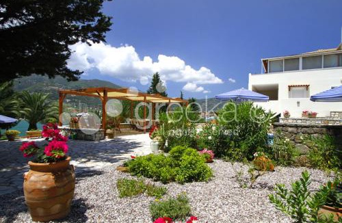 Yenion Hotel | Geni Garden Apartments