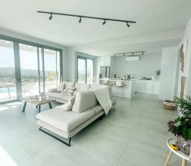 Pylos-Nestoras Apartment | Georgianna's The Villa