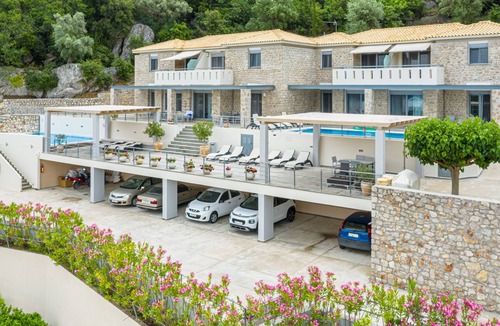 Katouna Apartment | Get a closer look. It might just be THE apartment you were looking for!