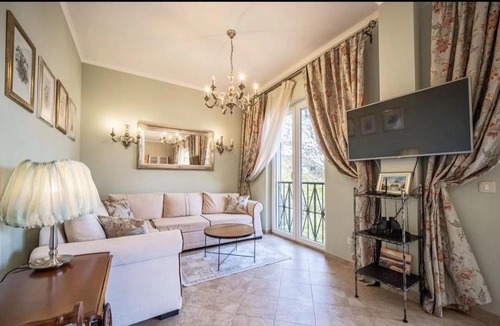 Orahovac Apartment | GH Mountain & Bay View with POOL